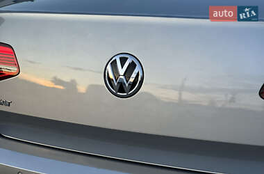 Седан Volkswagen Passat 2019 в 
