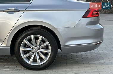 Седан Volkswagen Passat 2019 в 
