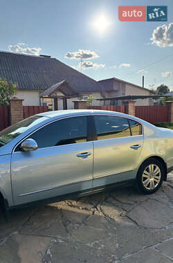 Седан Volkswagen Passat 2008 в 