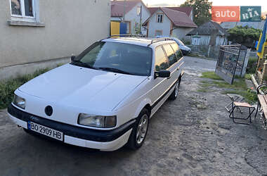 Універсал Volkswagen Passat 1993 в Тернополі