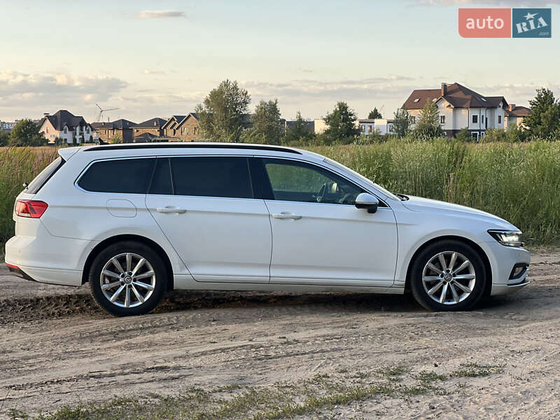 Универсал Volkswagen Passat 2019 в Петропавловской Борщаговке