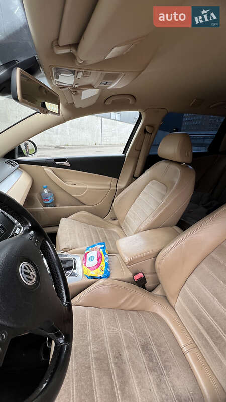 Універсал Volkswagen Passat 2006 в Києві
