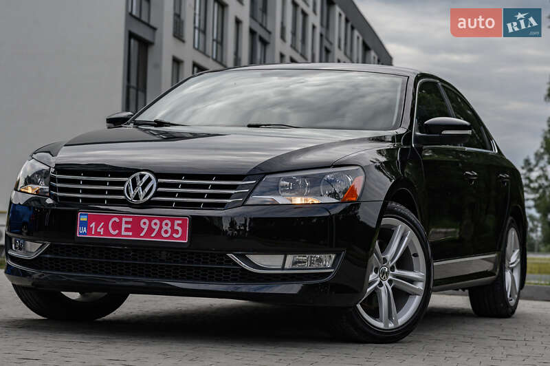 Седан Volkswagen Passat 2013 в Новояворовске