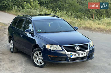 Універсал Volkswagen Passat 2006 в Гусятині