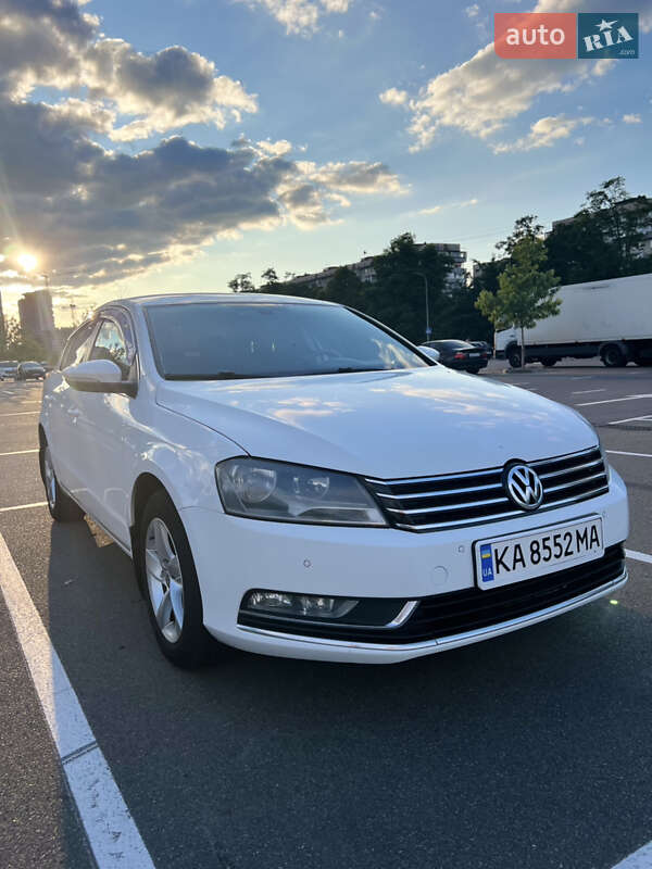 Седан Volkswagen Passat 2013 в Киеве фото 10 Седан Volkswagen Passat 2013 в Киеве