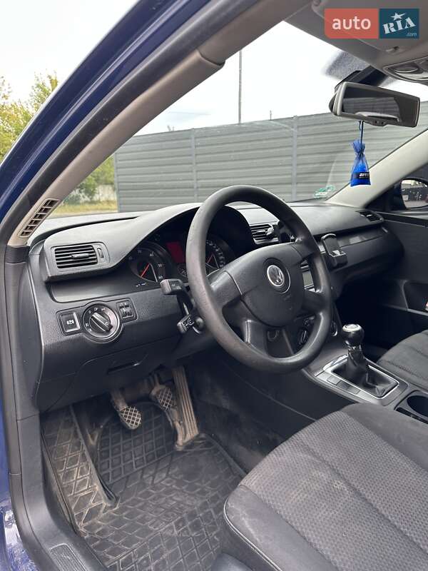 Универсал Volkswagen Passat 2006 в Ракитном