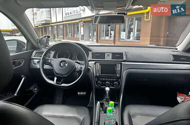 Седан Volkswagen Passat 2017 в Ивано-Франковске