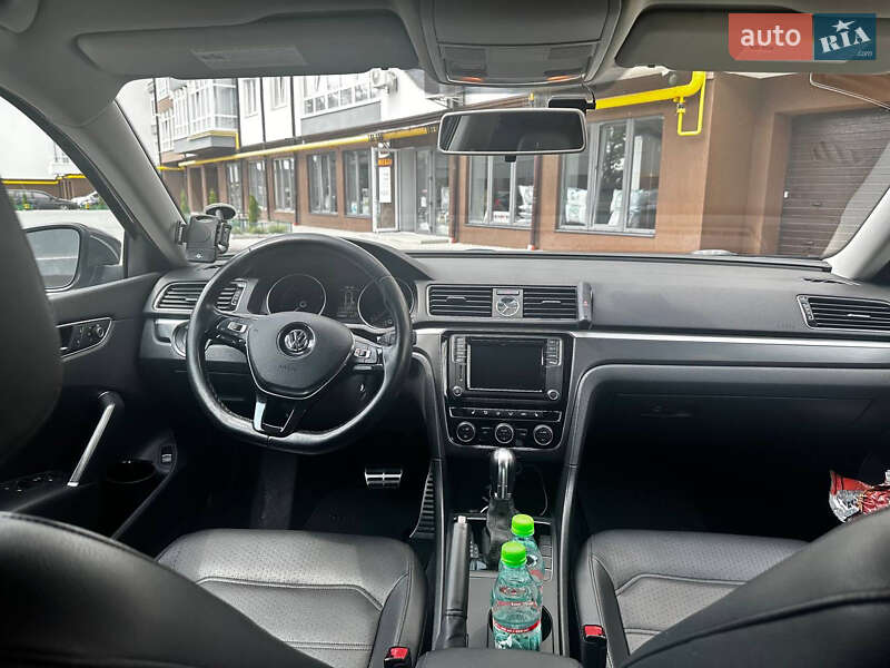 Седан Volkswagen Passat 2017 в Ивано-Франковске фото 14 Седан Volkswagen Passat 2017 в Ивано-Франковске