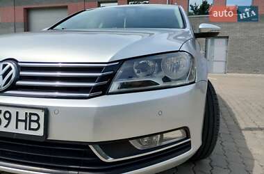 Универсал Volkswagen Passat 2013 в 