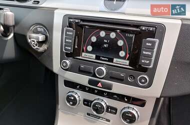 Универсал Volkswagen Passat 2013 в 