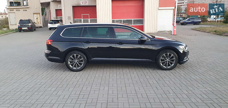 Универсал Volkswagen Passat 2017 в Запорожье