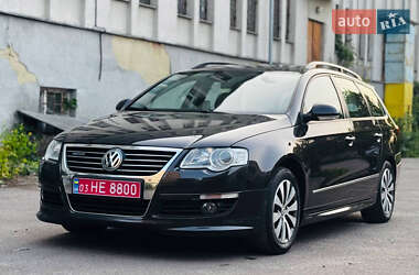 Універсал Volkswagen Passat 2010 в 
