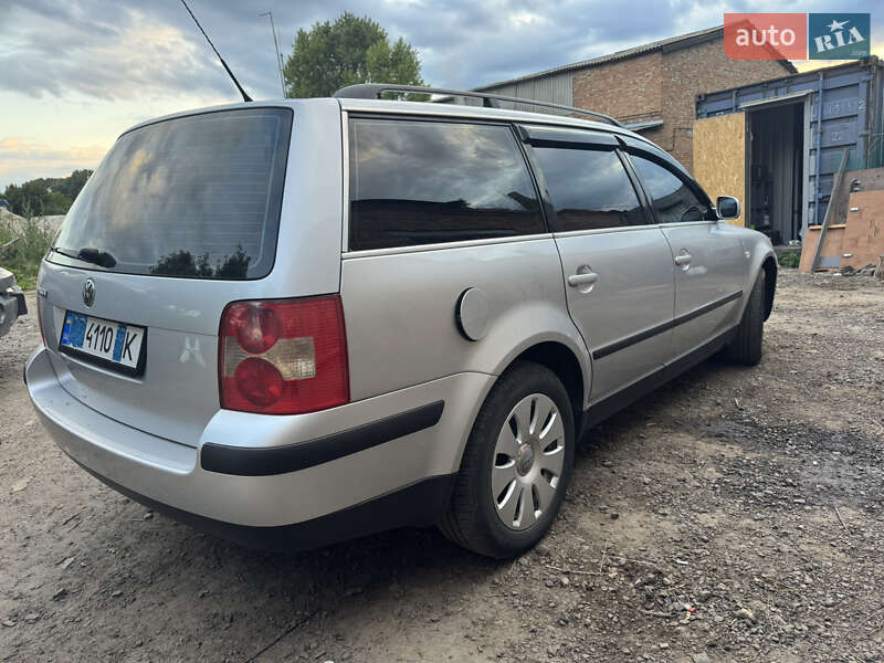 Універсал Volkswagen Passat 2001 в Чернігові