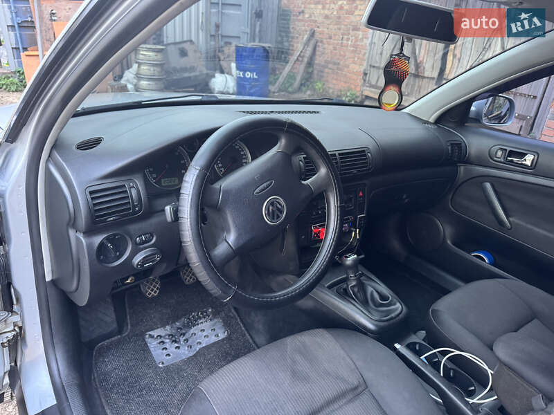 Універсал Volkswagen Passat 2001 в Чернігові