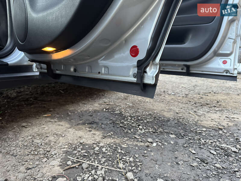 Універсал Volkswagen Passat 2001 в Чернігові