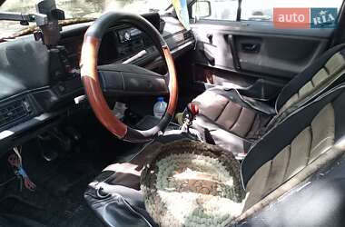 Универсал Volkswagen Passat 1985 в 