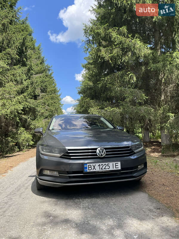 Універсал Volkswagen Passat 2015 в Любарі