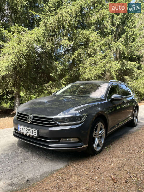 Універсал Volkswagen Passat 2015 в Любарі