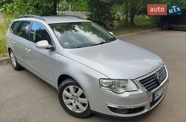 Универсал Volkswagen Passat 2006 в Стрые