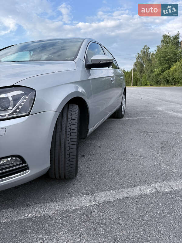 Седан Volkswagen Passat 2011 в Шепетовке фото 13 Седан Volkswagen Passat 2011 в Шепетовке