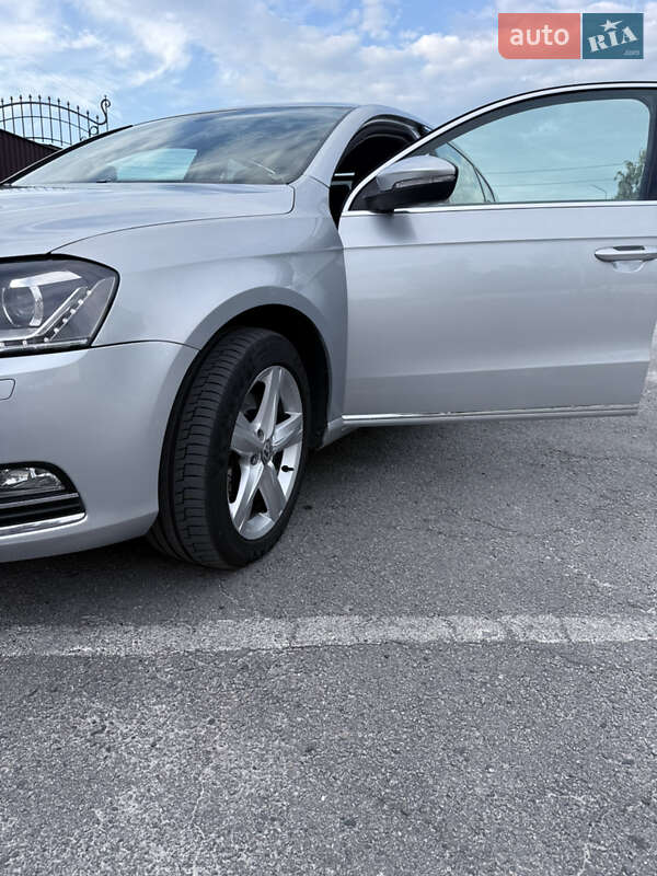 Седан Volkswagen Passat 2011 в Шепетовке фото 18 Седан Volkswagen Passat 2011 в Шепетовке