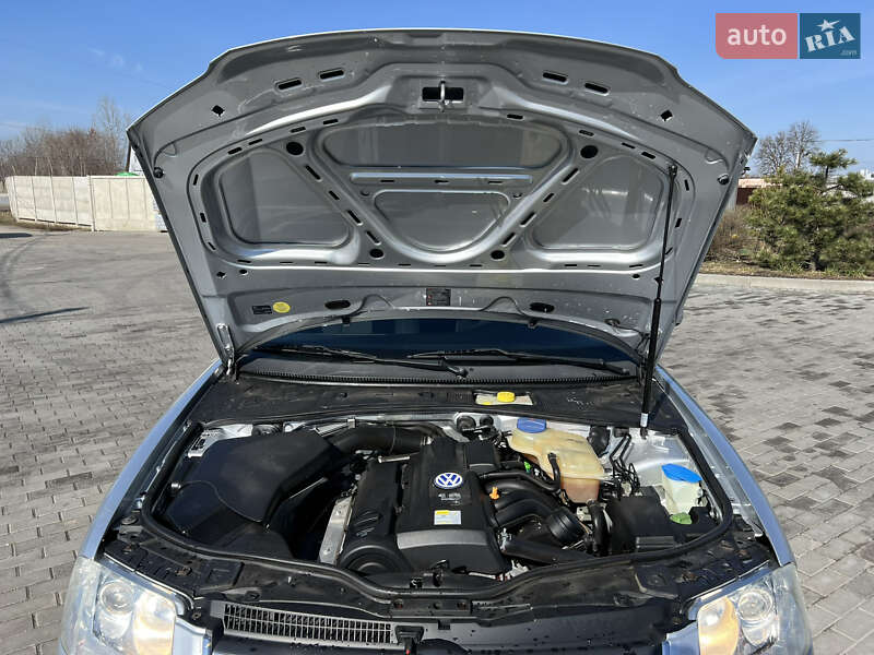 Универсал Volkswagen Passat 2003 в Луцке