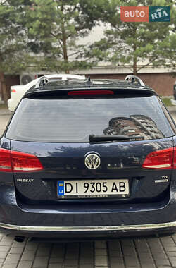 Универсал Volkswagen Passat 2011 в 