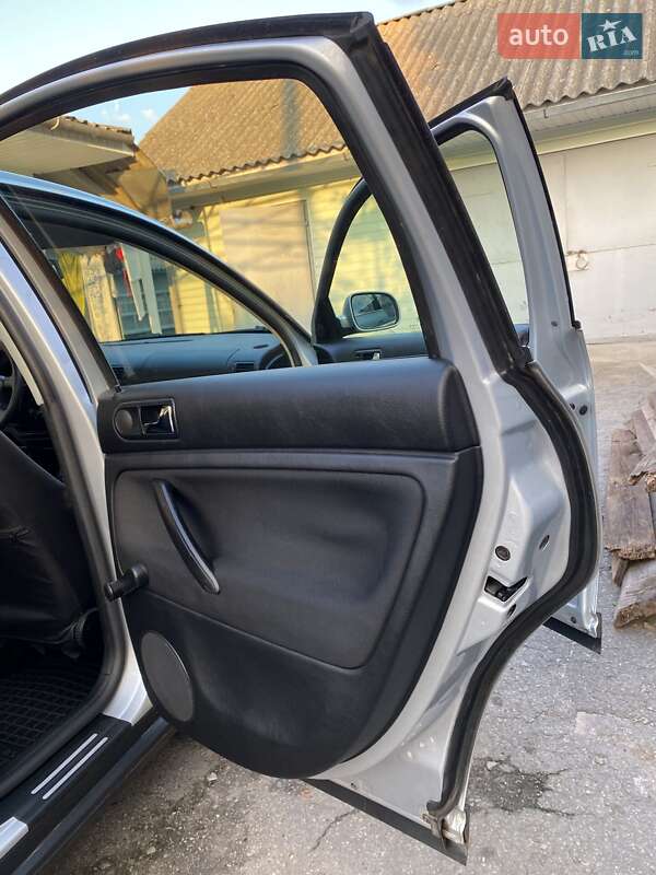 Седан Volkswagen Passat 2003 в Соснице