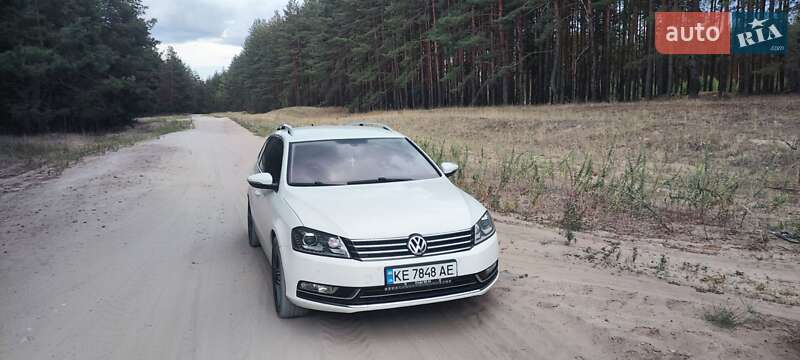 Универсал Volkswagen Passat 2011 в Изюме