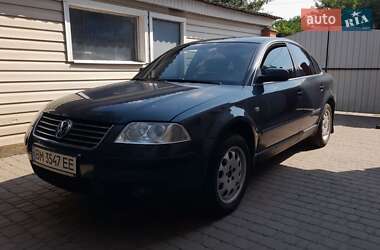 Седан Volkswagen Passat 2003 в Глухові