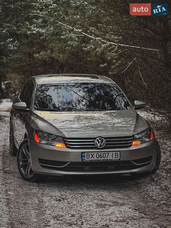 Седан Volkswagen Passat 2012 в Нетешине