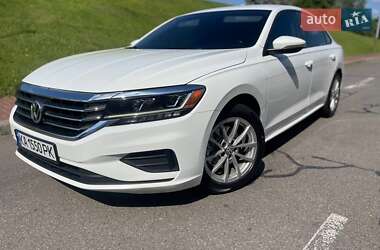 Седан Volkswagen Passat 2019 в Києві