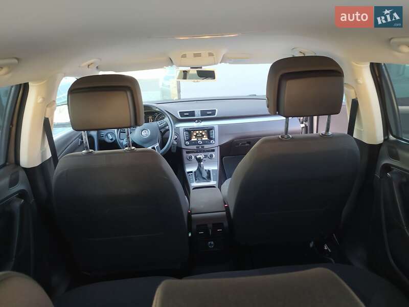 Универсал Volkswagen Passat 2012 в Стрые