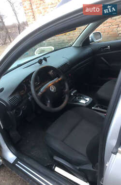 Универсал Volkswagen Passat 2003 в 