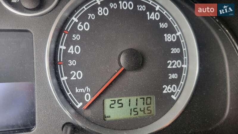 Седан Volkswagen Passat 2002 в Тернополе