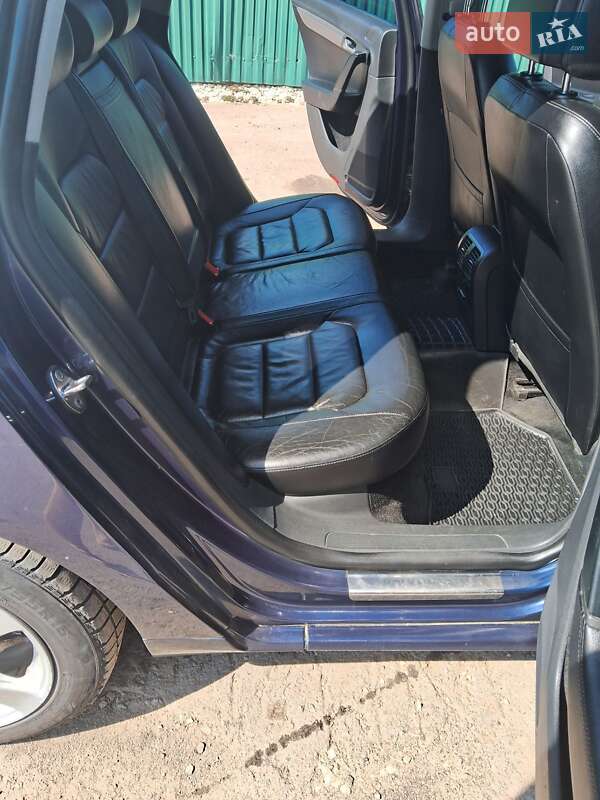 Універсал Volkswagen Passat 2011 в Луцьку