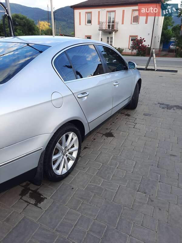 Седан Volkswagen Passat 2005 в Перечине