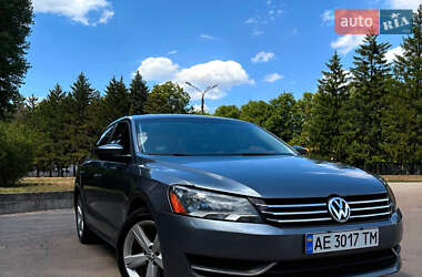 Седан Volkswagen Passat 2013 в Кривом Роге