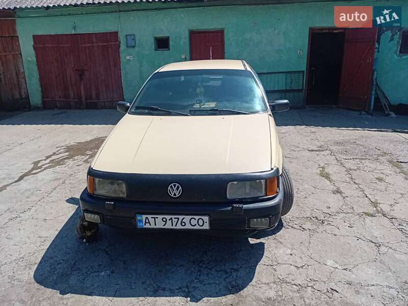 Volkswagen Passat 1990