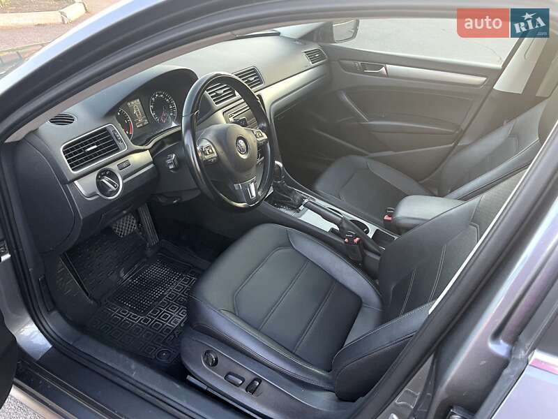 Седан Volkswagen Passat 2014 в Кривом Роге