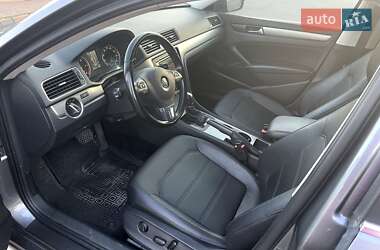 Седан Volkswagen Passat 2014 в 