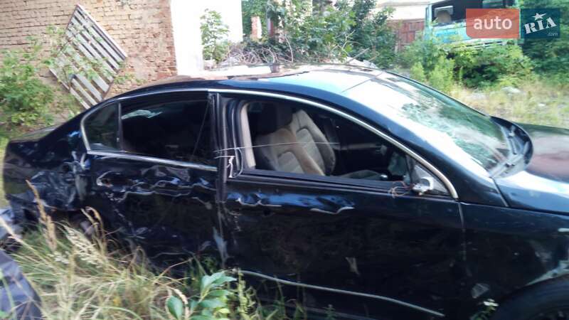 Седан Volkswagen Passat 2008 в Львове