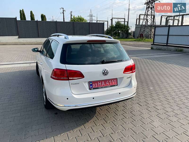 Универсал Volkswagen Passat 2011 в Луцке