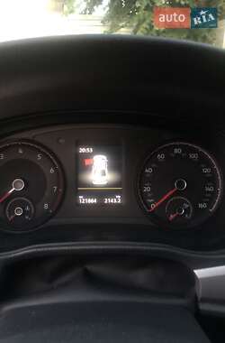 Седан Volkswagen Passat 2020 в 