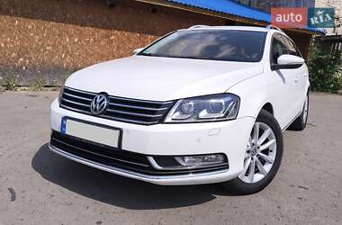 Универсал Volkswagen Passat 2011 в Славянске