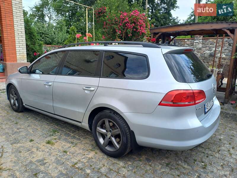 Volkswagen Passat 2011