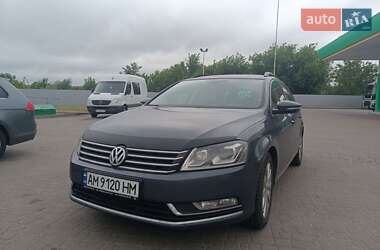 Седан Volkswagen Passat 2012 в Бердичеве