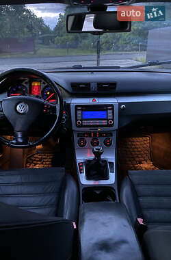 Універсал Volkswagen Passat 2007 в Ужгороді