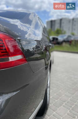 Седан Volkswagen Passat 2012 в 