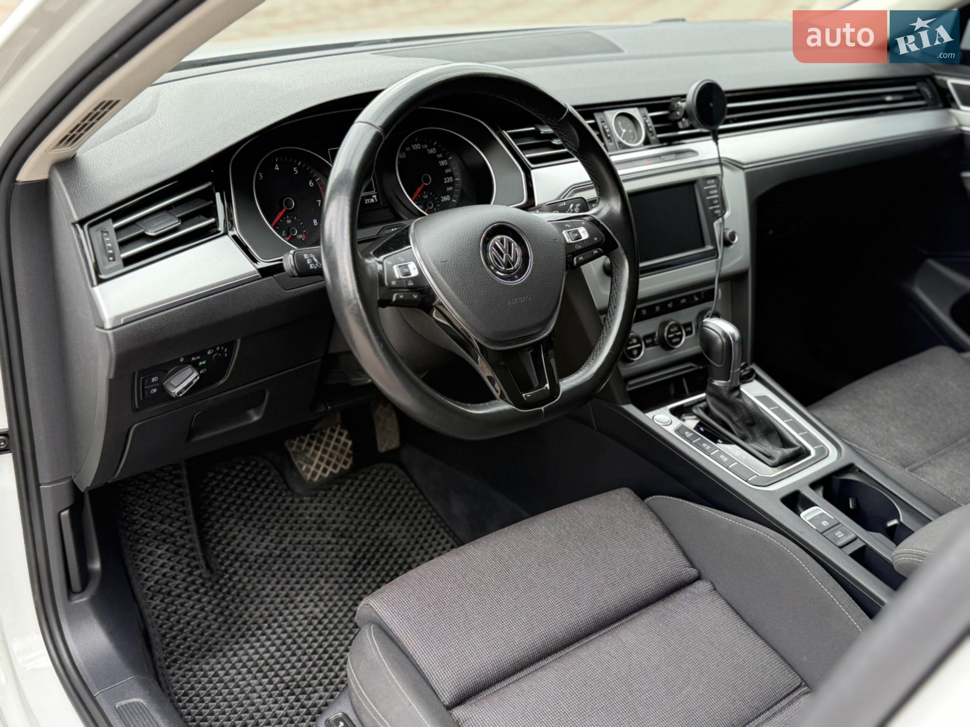 2015 Volkswagen Passat - мініатюра 35